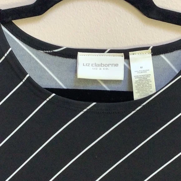 Liz Claiborne Sleeveless Top - Picture 2 of 3